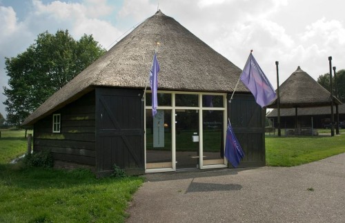 Informnatiecentrum De Huenderhoeve, Doldersum